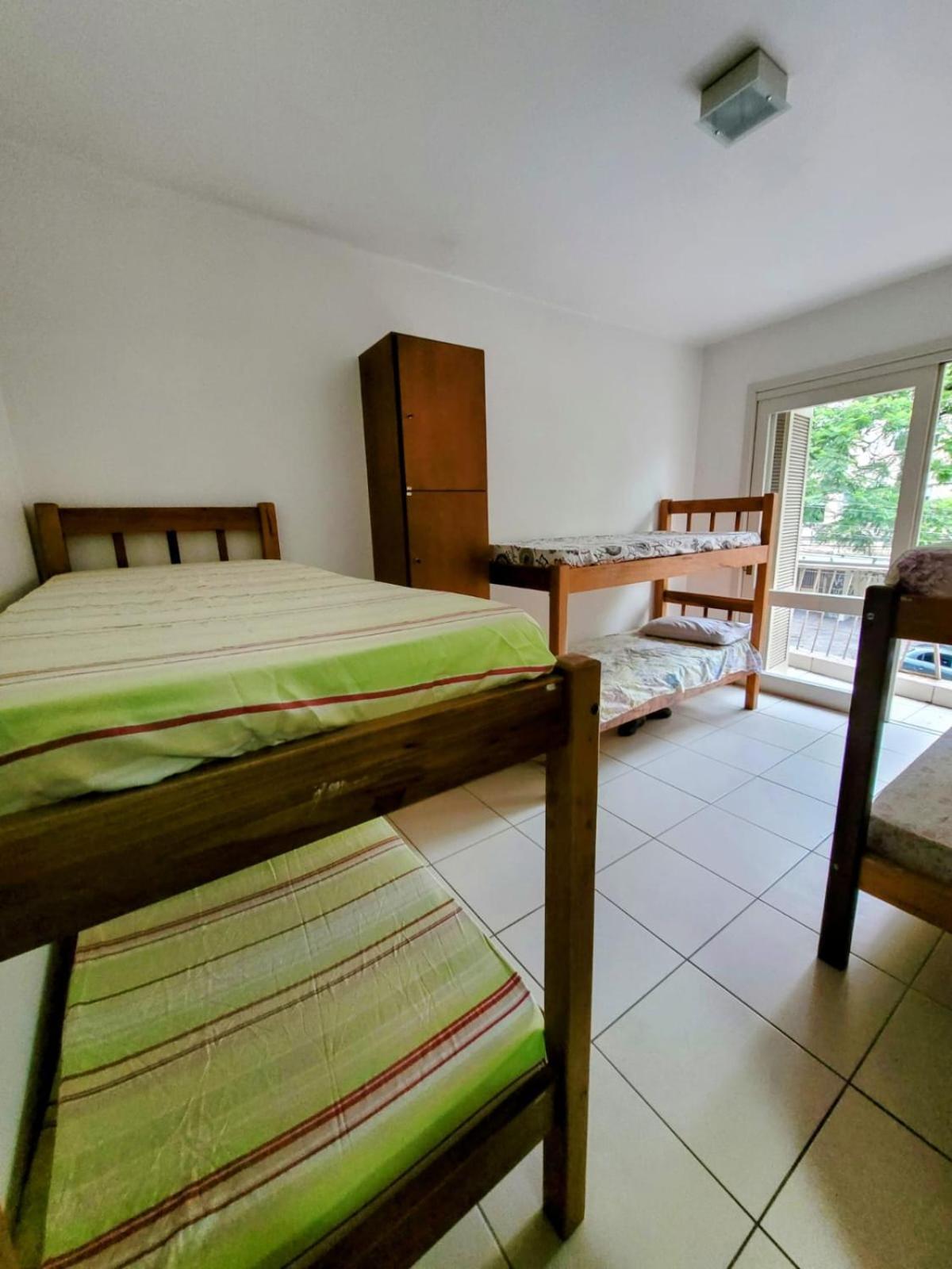 Man'S Place Hostel Masculino Порту-Алегрі Екстер'єр фото
